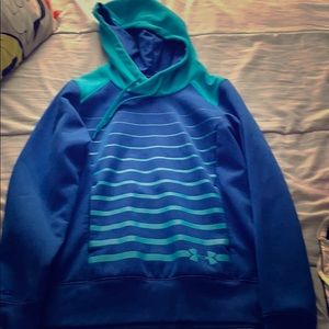 Under Armor sweatshirt